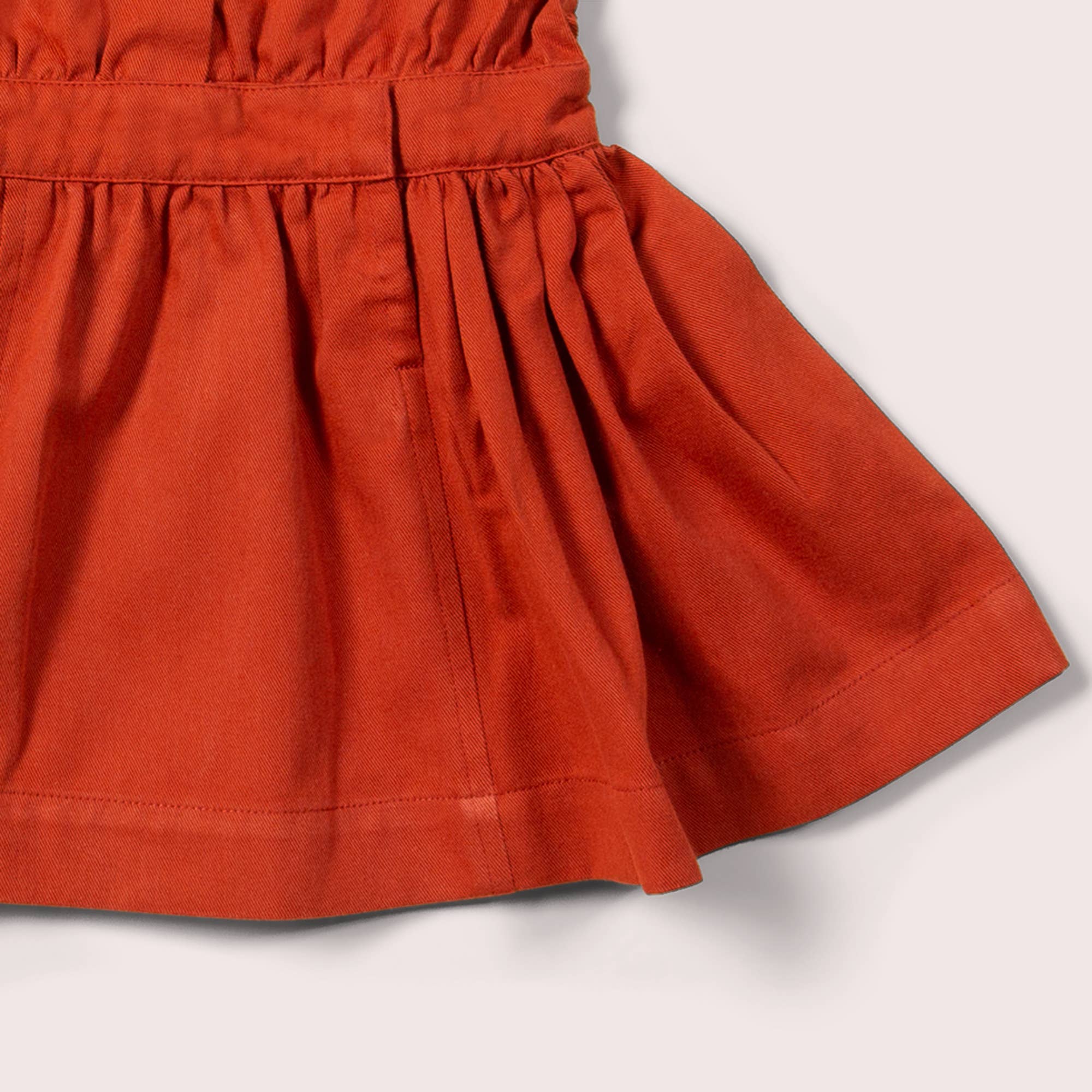 Walnut Pinafore Button Dress - Dresses - Everybody Amsterdam