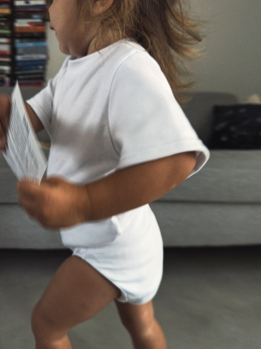 Every.body 4 kids body t-shirt white - Body t-shirt - Everybody Amsterdam