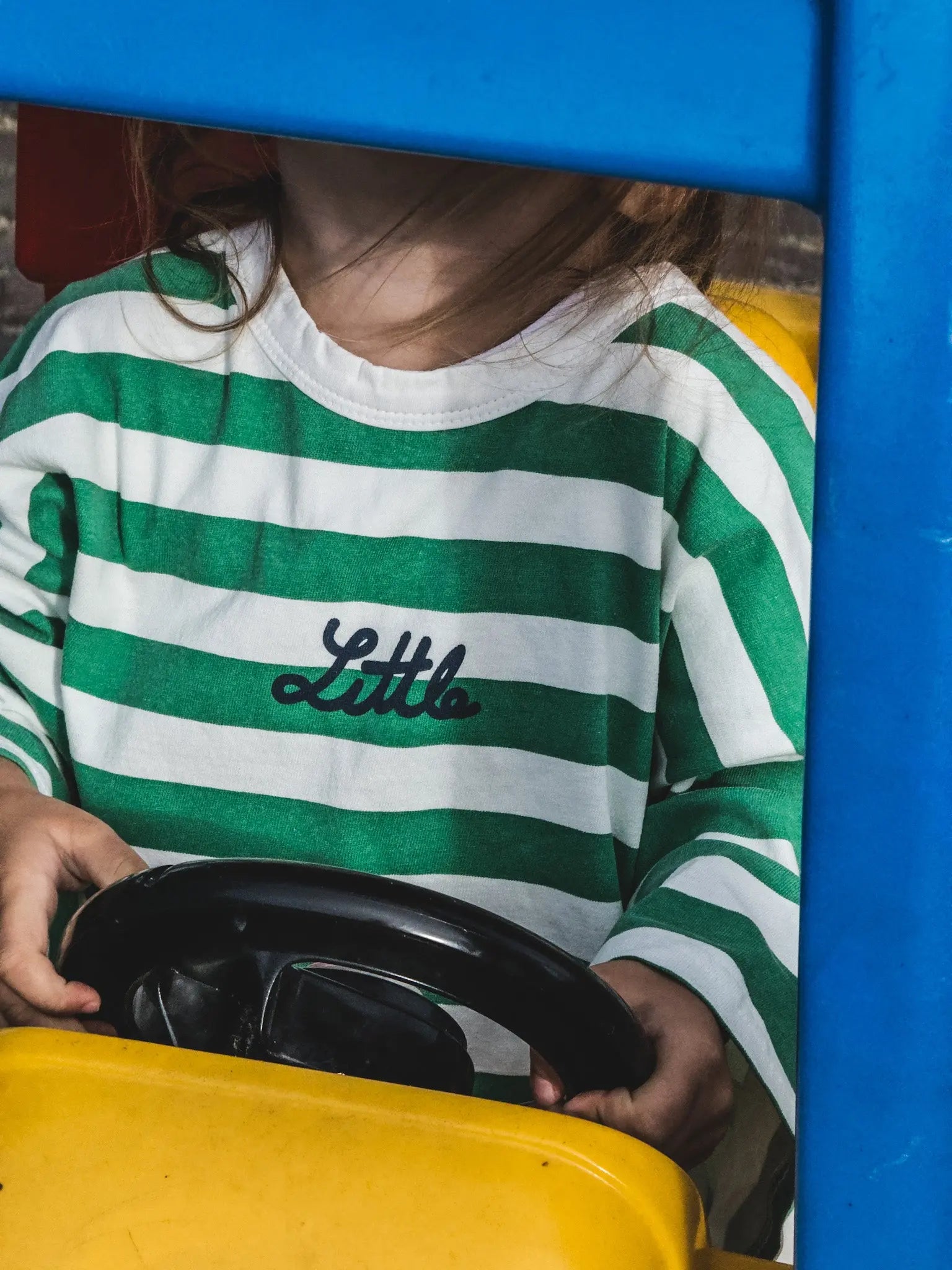 Little Long sleeve T-shirt yellow-green - T-shirts & Long Sleeves - Everybody Amsterdam