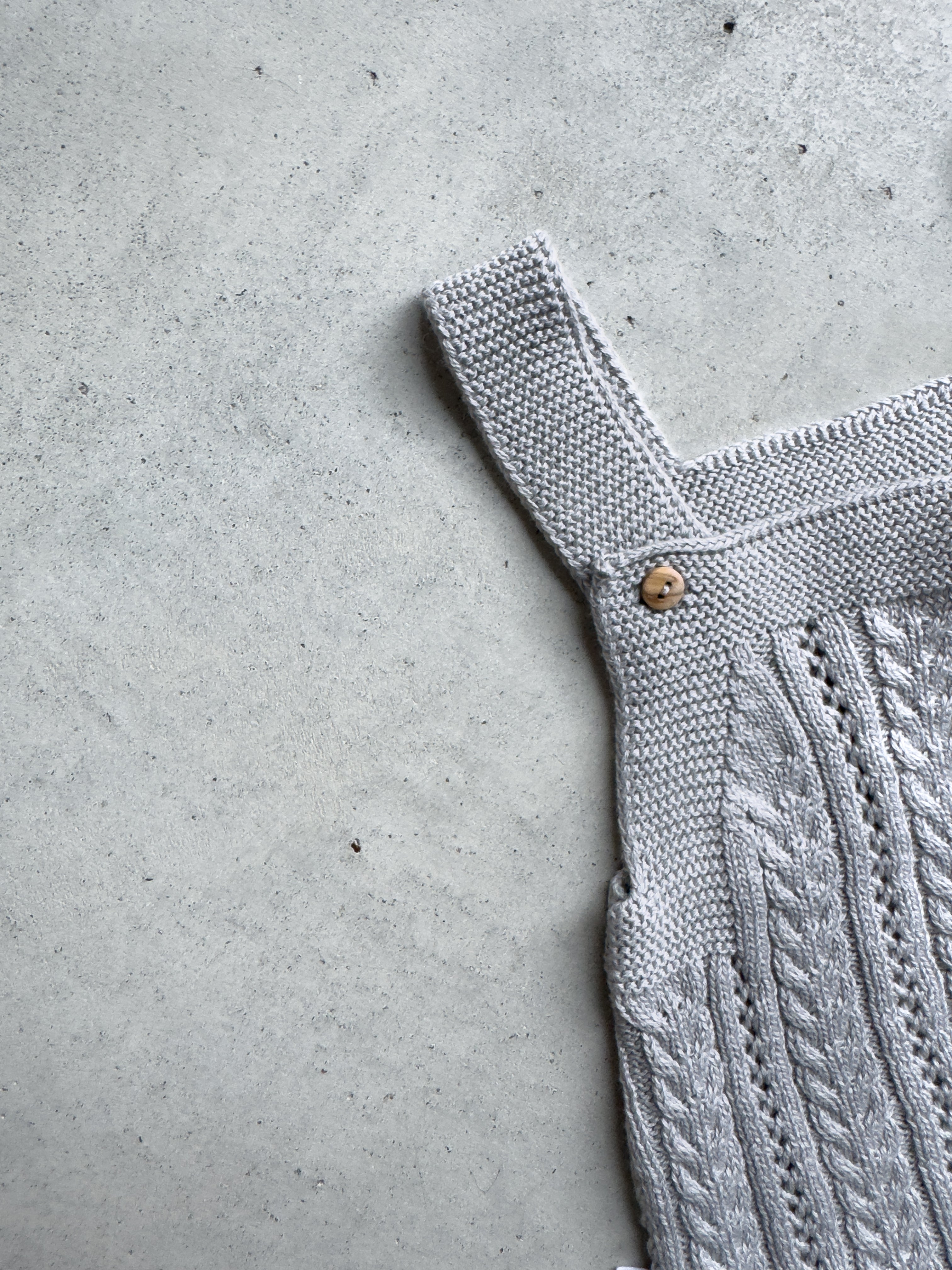 Babyzachte katoenen gebreide romper