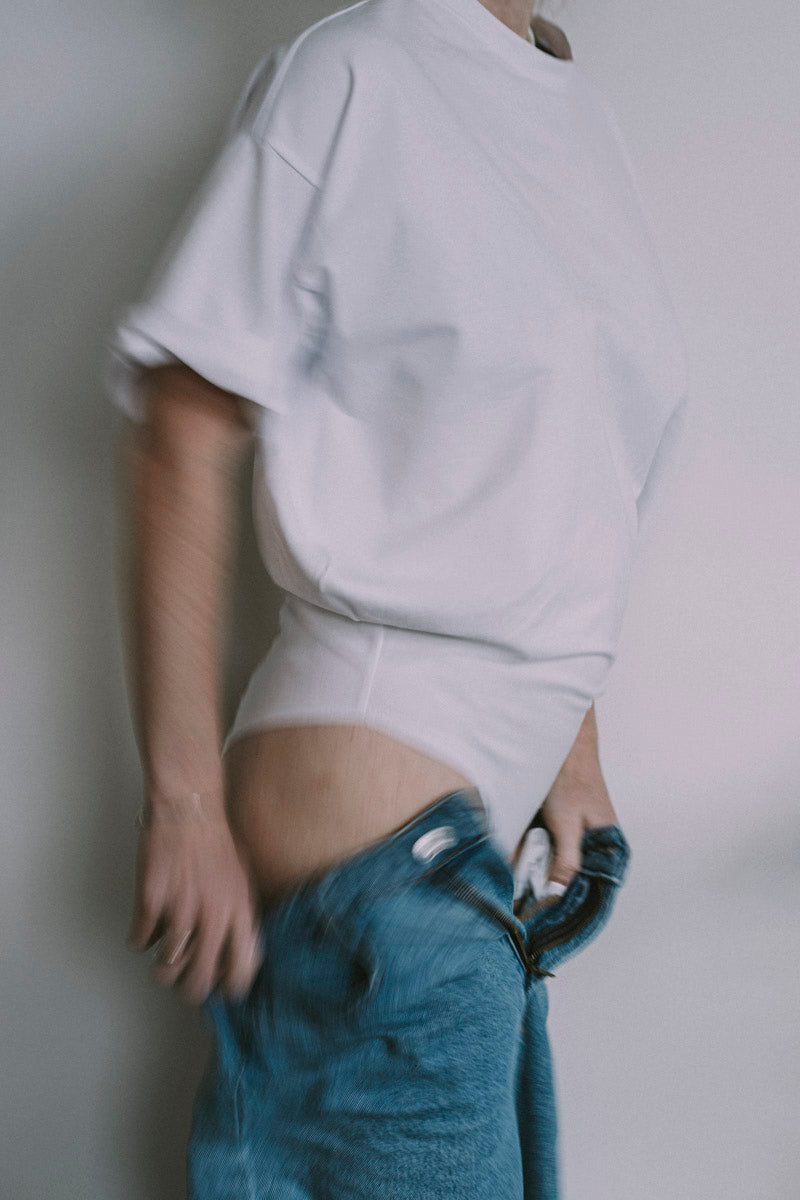 Every.body oversized t-shirt bodysuit white  - Body t-shirt  - Everybody Amsterdam