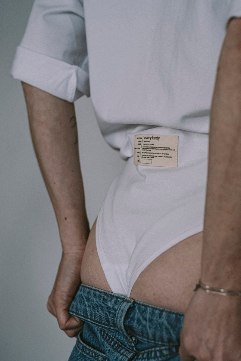 Every.body oversized t-shirt bodysuit white  - Body t-shirt  - Everybody Amsterdam