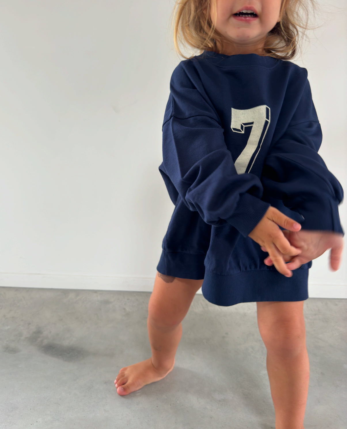 Lucky Seven Print Sweatshirt white - navy