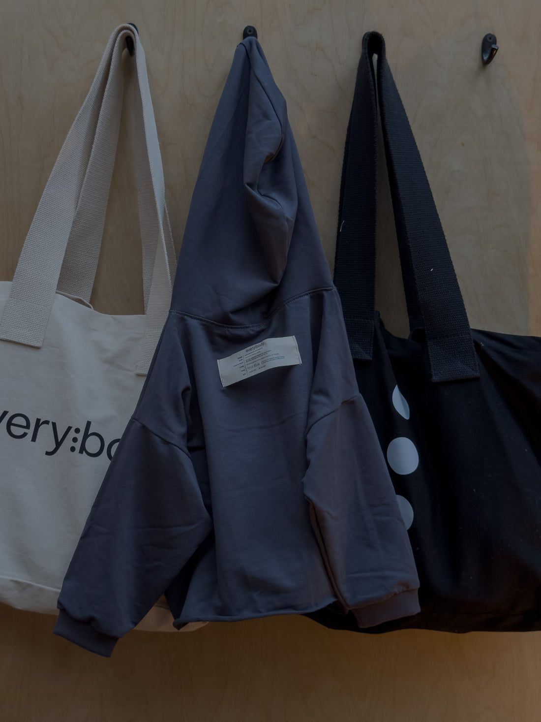 Every.Body Oversized Kids Cropped Hoodie Gray  - Sweatshirts/Hoodies  - Everybody Amsterdam