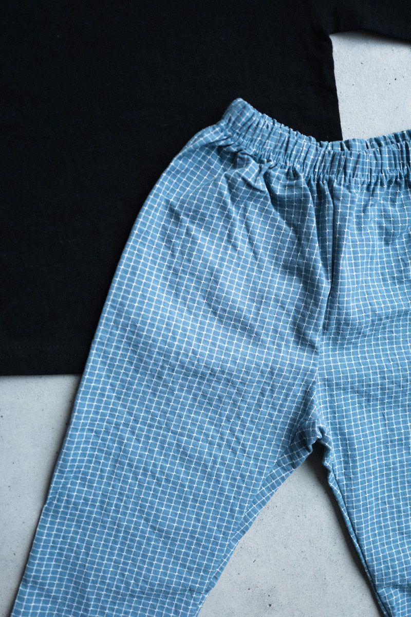 Tee Pants Top Bottom Set - Black - Khaki - Cotton Set - Everybody Amsterdam