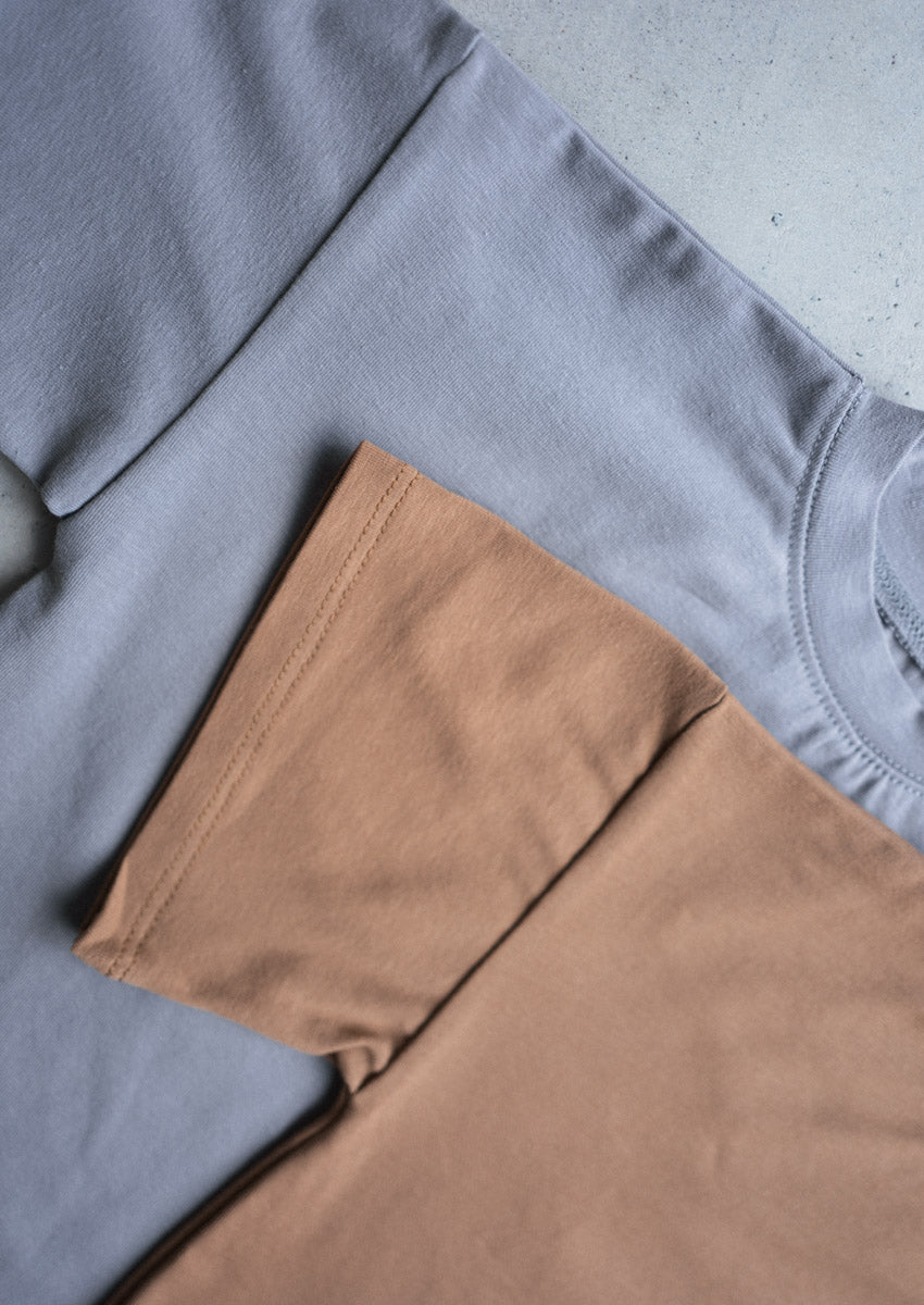 Oversized kids body t-shirt beige / gray - Body t-shirt - Everybody Amsterdam