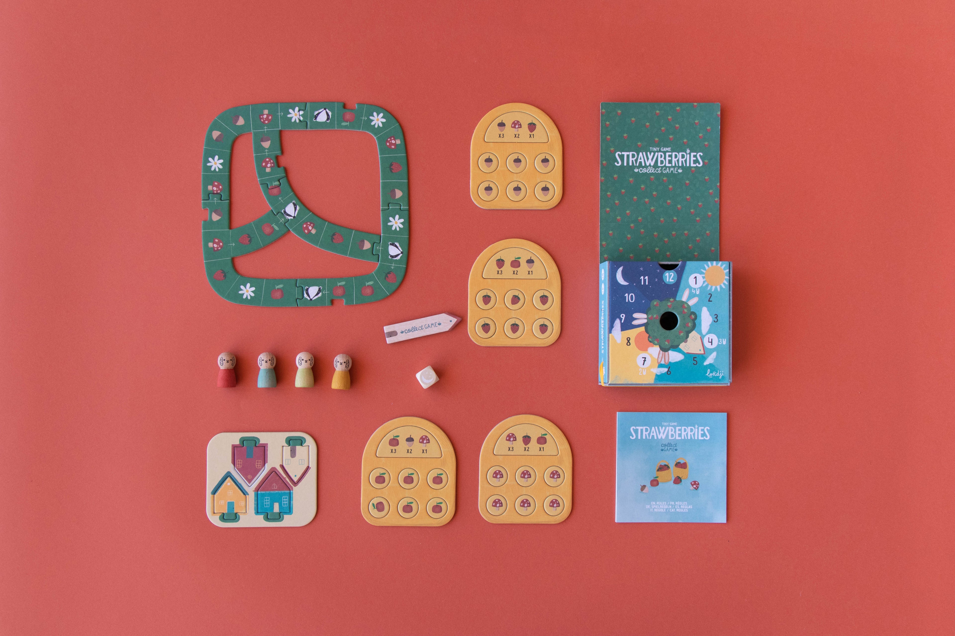 STRAWBERRIES Tiny Pocket Board Game Londji