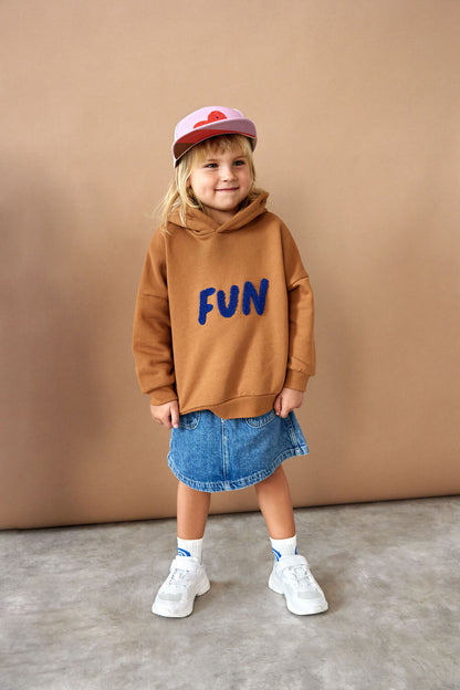 Kids Hoodie GOTS Little Gang Fun caramel  - Sweatshirt/Hoodie  - Everybody Amsterdam 