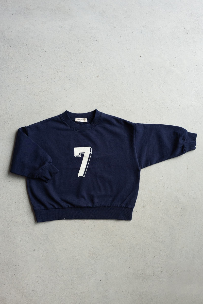 Lucky Seven Print Sweatshirt white - navy  - Sweatshirt/Hoodie  - Everybody Amsterdam 